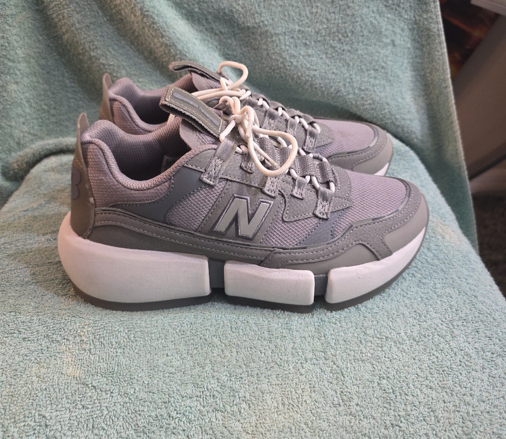 New Balance Gray Vision Racer